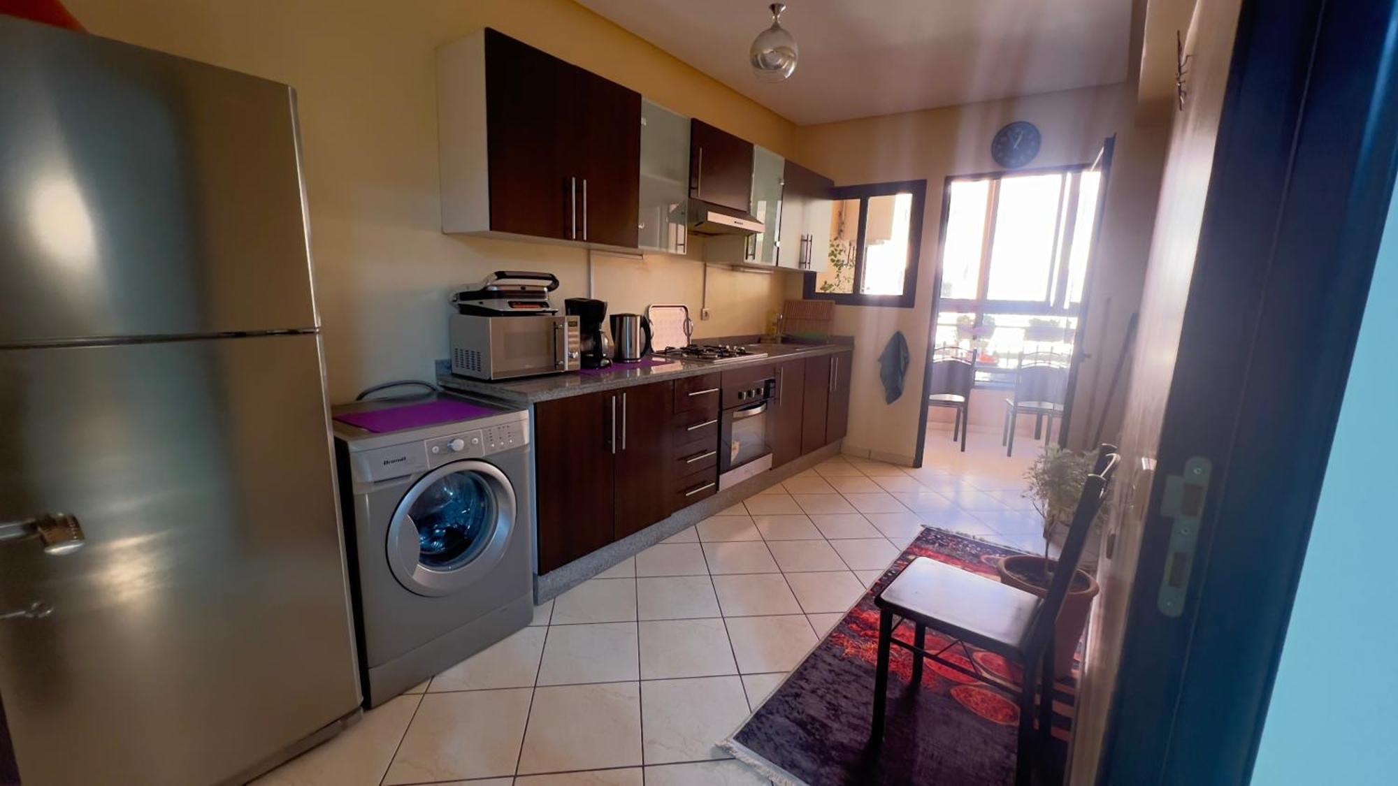 Magnifique Appartement Spacieux Confort Propre Familial 2 Chambres Salon Et Salle A Manger A 20Mn A Pied De Place Jemaa El Fina 4 Piscines Dans Espace De Golf A 12 Mn En Voitures L Entree Est Gratuit Pour La Clientele Ouvert Entre 10H Et 20H مراكش المظهر الخارجي الصورة